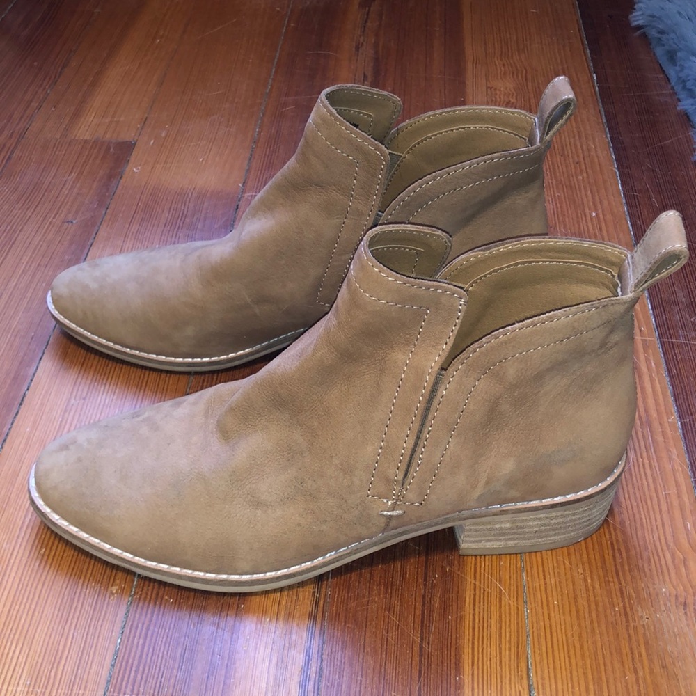 Dolce Vita Ankle Boots